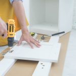 We współczesnych czasach wyjątkowo dużo osób spędza swój wolny czas przed telewizorem